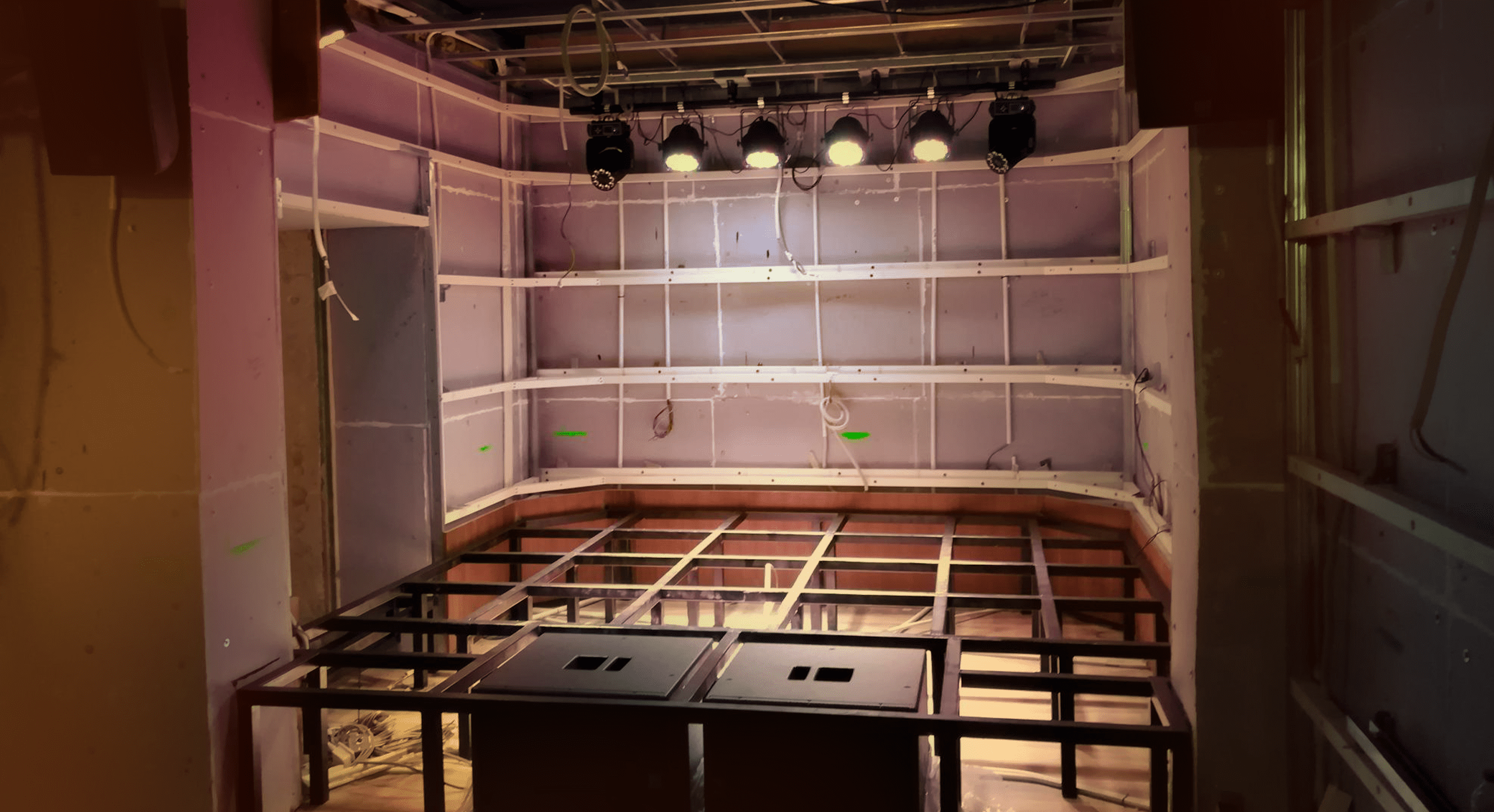 stage-construction-thethirstylawyer-s