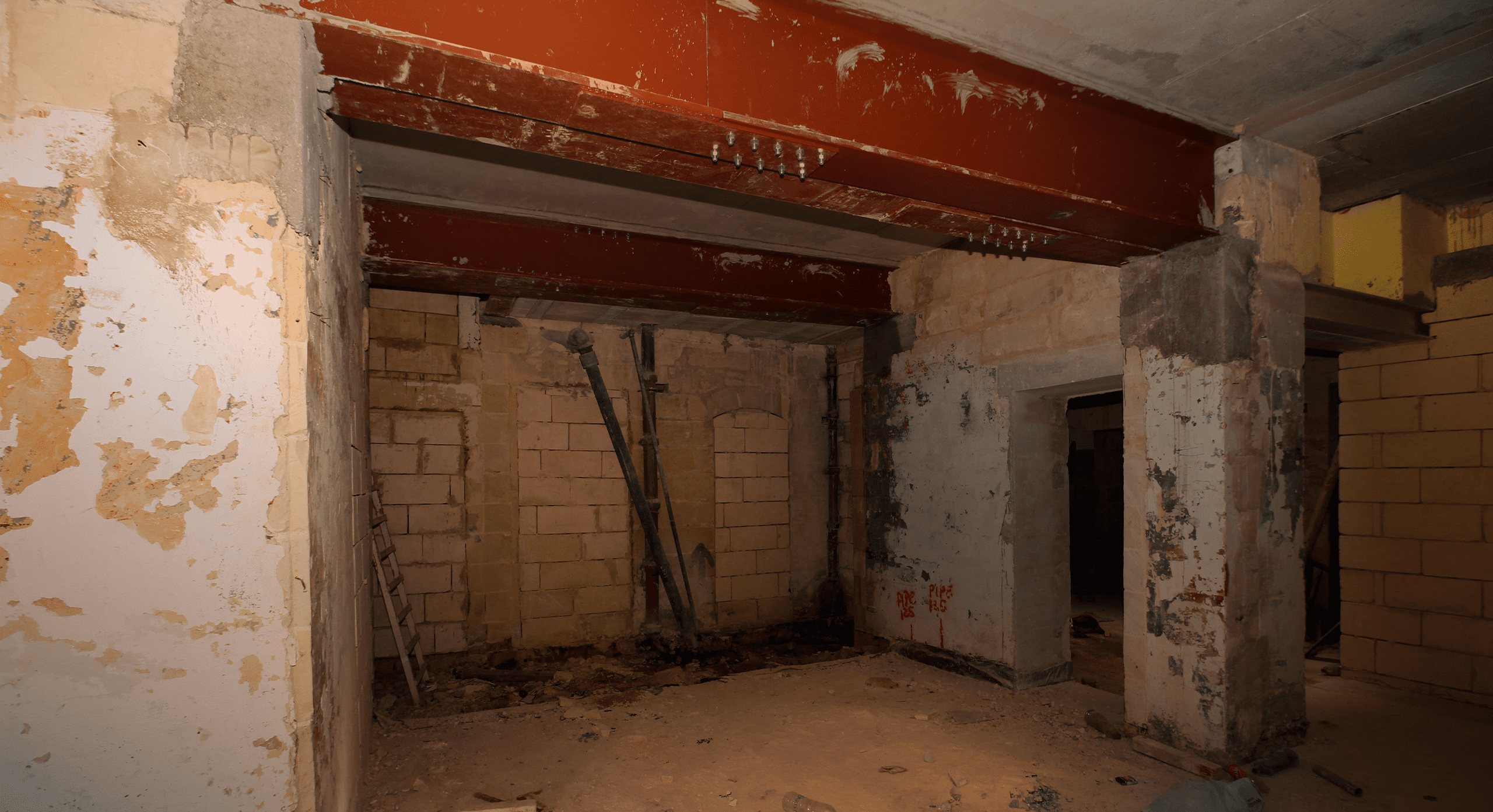 whiskeybar-construction-thethirstylawyer-s